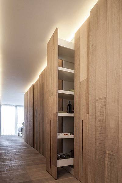 Loft-MM-by-C.T.-Architects-designed-as-an-accessible-home-for-a-wheelchair-user_dezeen_5