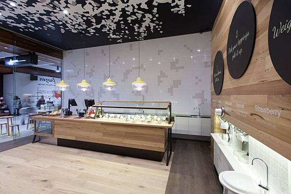 Frozen-by-a-Thousand-Blessings-store-by-Kalliopi-Vakras-Architects-Melbourne-04