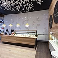 Frozen-by-a-Thousand-Blessings-store-by-Kalliopi-Vakras-Architects-Melbourne-04