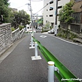 前往根津神社的道路上