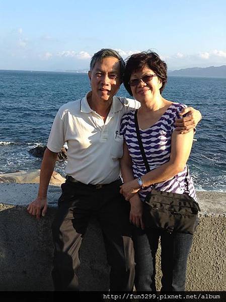 新加坡，吳小姐全家福在野柳海邊