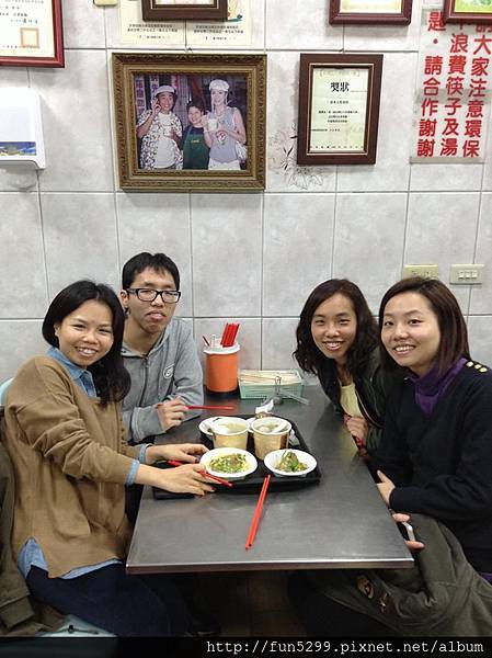 香港：楊小姐與三位好友在清水王塔米糕。