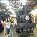 北京朱先生全家在阿里山-奮起湖火車站