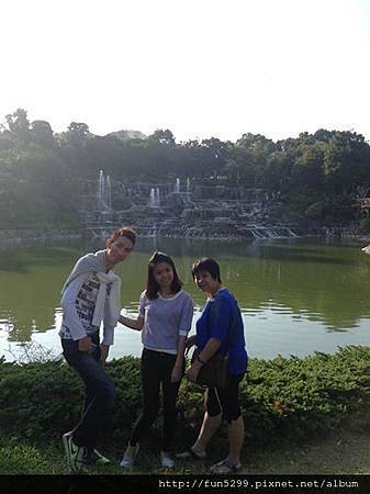 馬來西亞，吉隆坡：秀云，易發，媽媽，在新社古堡花園