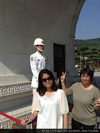 馬來西亞，吉隆坡：秀云，易發，媽媽，在台北忠烈祠!