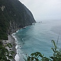 中國 廣州 曹女士、何女士、易先生、麥先生~在清水斷崖。