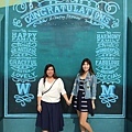 新加坡 詩婷、凱婷與媽媽在北門遊客中心-水晶教堂~