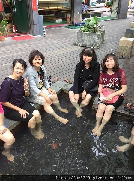 汶萊 怡娟、佩珍、兩位媽媽、四位好友~在宜蘭湯圍溝溫泉公園~