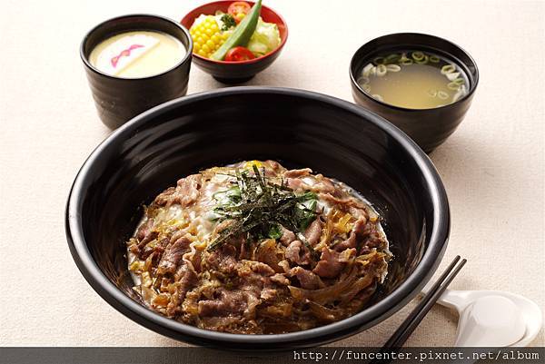 薑汁培根牛肉蓋飯套餐