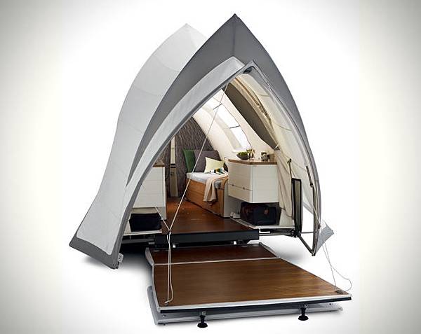 Opera-Luxury-Camper-Trailer-1