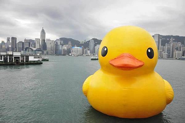 Rubber_duck_victoria_habour.jpg