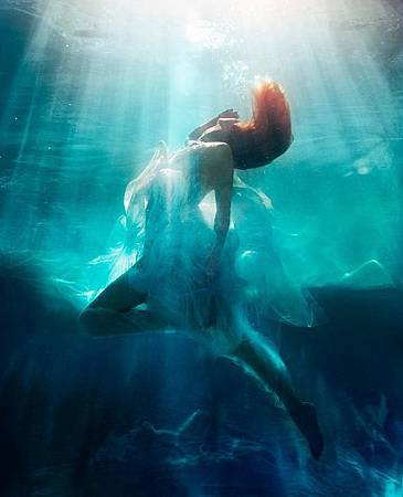 Michael-David-Adams-underwater12.jpg