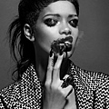 Rihanna-Inez-Vinoodh8-730x1098.jpg