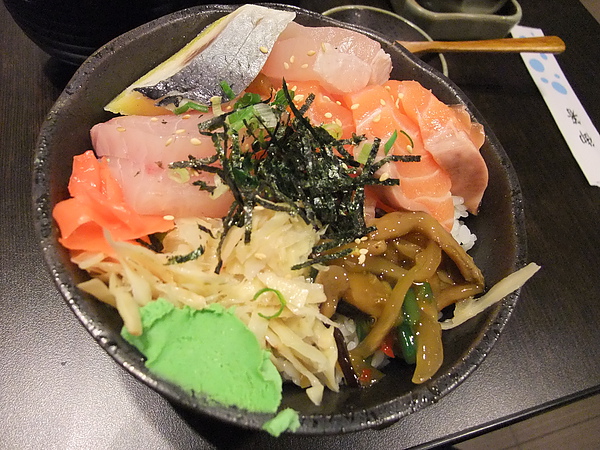 什錦丼180