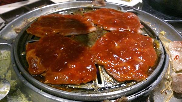 【台北│東區，忠孝敦化站】OPPA桌邊服務讓你吃韓國烤肉樂翻
