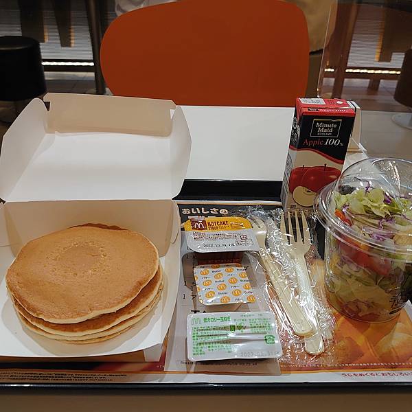 【日本】推薦麥當勞拿鐵、漢堡、季節限定派