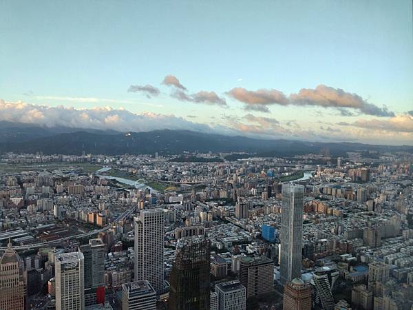 【台北+新北+宜蘭】歐美朋友來台,第一天就是要吃小籠包!DA 【台北+新北+宜蘭】歐美朋友來台,第一天就是要吃小籠包!DA