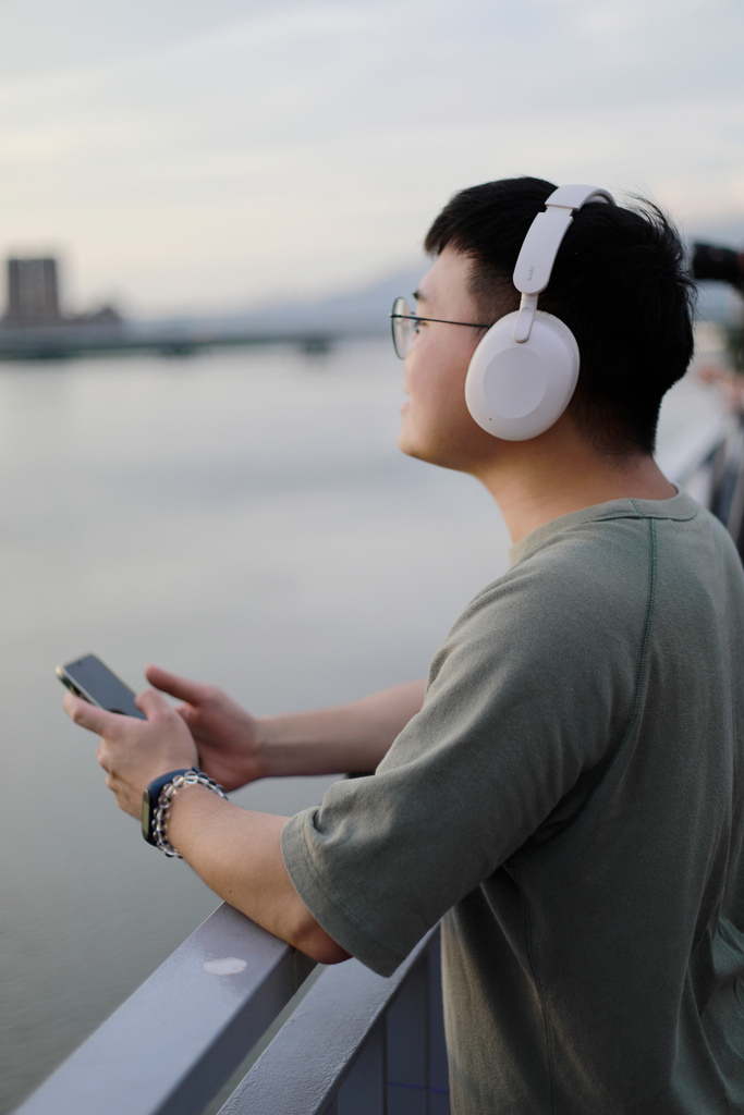 【開箱】 Sudio K2 米白色  ‧ 混合式主動降噪耳罩