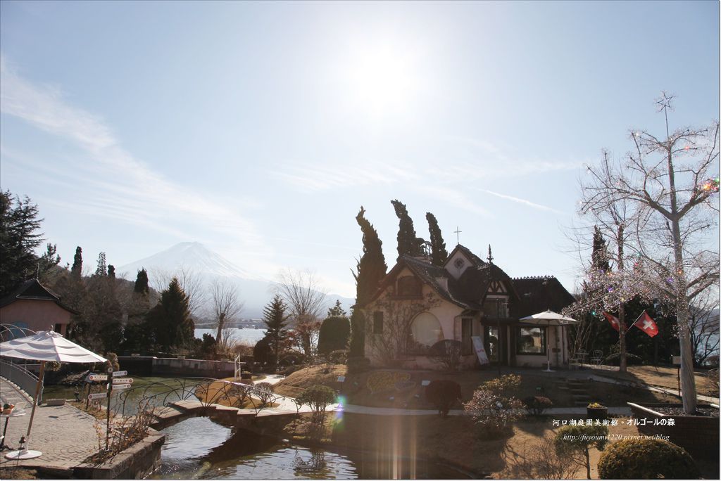 河口湖庭園美術館 (13).JPG