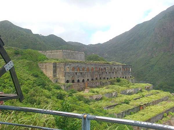 20120816黃金瀑布與十三層遺址19.jpeg