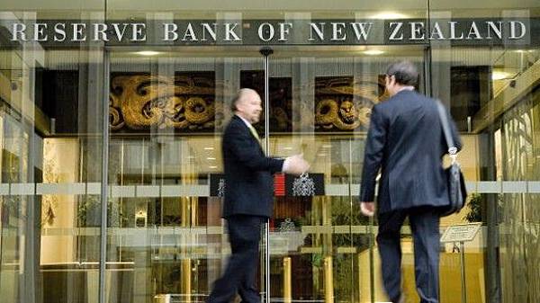 NZD bank QE/量化寬鬆/下單/外匯/期貨/外匯期貨/外匯教學/外匯課程/盤勢預測/盤勢分析/日幣/安倍