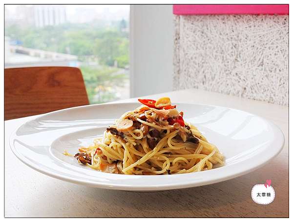 台北 信義區 捷運101 世貿站 蔬食餐廳推薦 讓我一訪再訪也不厭倦的野菜甜點專門店 Potager Garden 菠啾花園 太霏糖