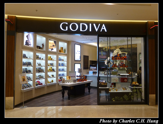 GODIVA_01.jpg