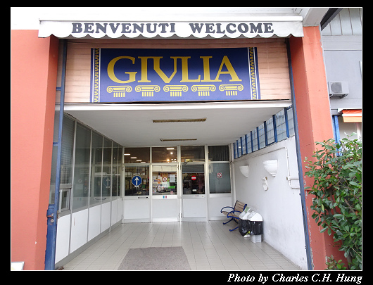 GIVLIA_002.jpg