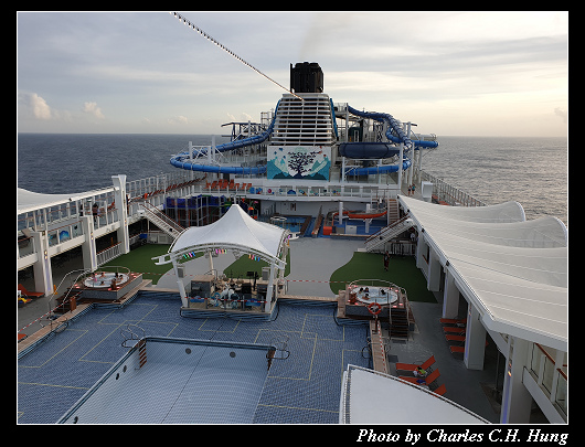 Deck 18_032.jpg