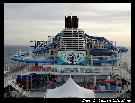 Deck 18_035.jpg