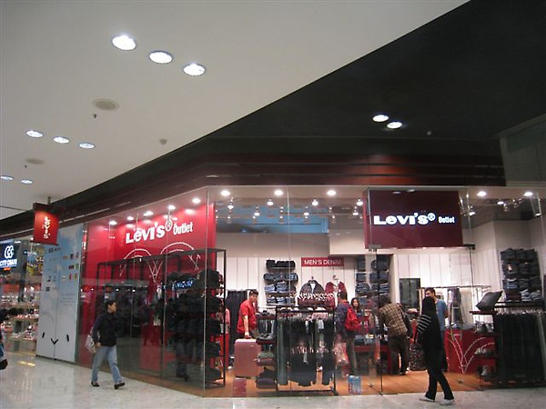 Levis outlet