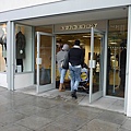 Burberry outlet.jpg