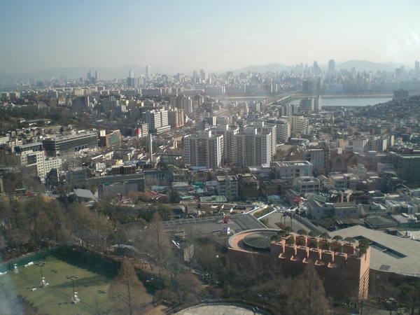 首爾君悅飯店窗景.jpg