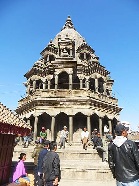 128 Krishna Temple 八角形石造建築,屬於印度錫卡拉式.JPG