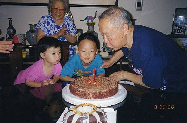 mom and dad with 3rd generation (68)