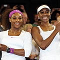 201207 Wimbledon Women's Double Winner : Serena Williams and Venus Williams