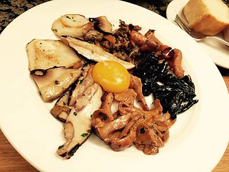 IMG_1584.JPG IMG_1584.JPG