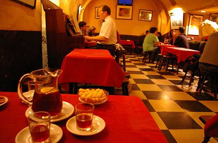 Las Cuervas de Sesamo.jpg Las Cuervas de Sesamo.jpg