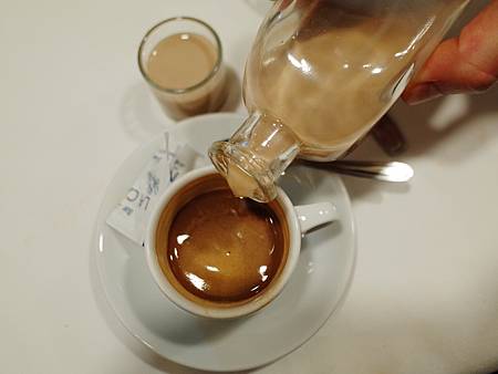 R0011677.JPG R0011677.JPG