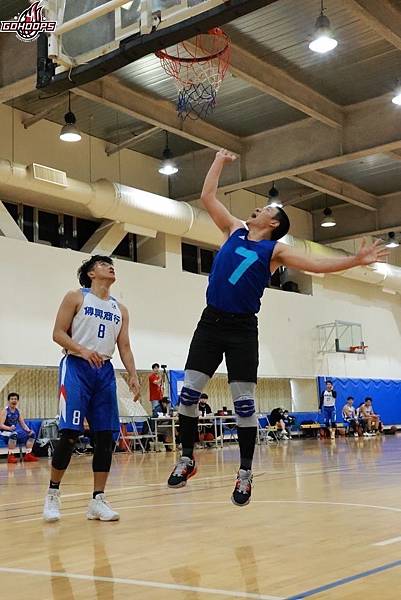 S__12075041 S__12075041