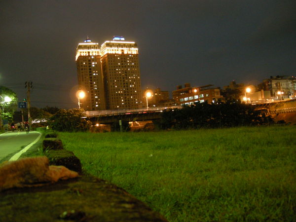 景美舊橋夜景