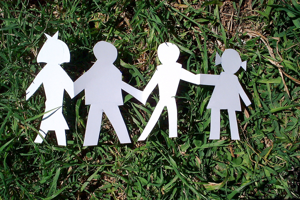 paper-family-1313628.jpg paper-family-1313628.jpg