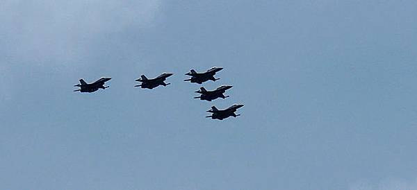 F01