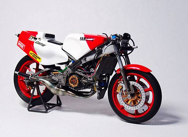 YZR500-Product_08