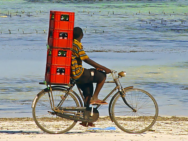 Local transport of Coca-Cola on the beach of Matemwe, in the north-east part of the island of Zanzib.jpg