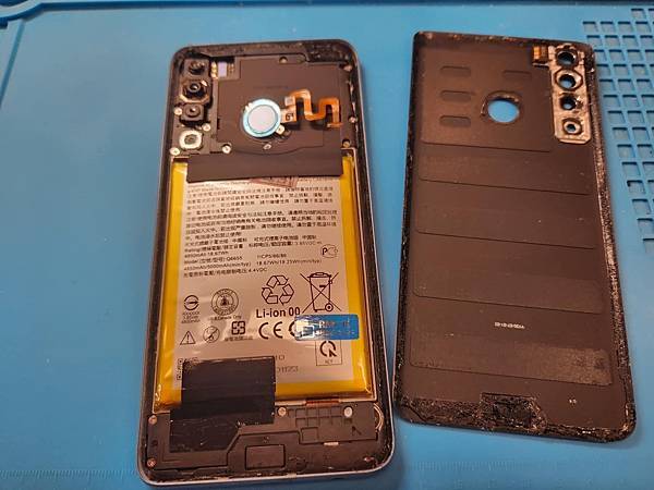 HTC Desire 20 Pro 電池更換 — 恢復最佳性 HTC Desire 20 Pro 電池更換 — 恢復最佳性