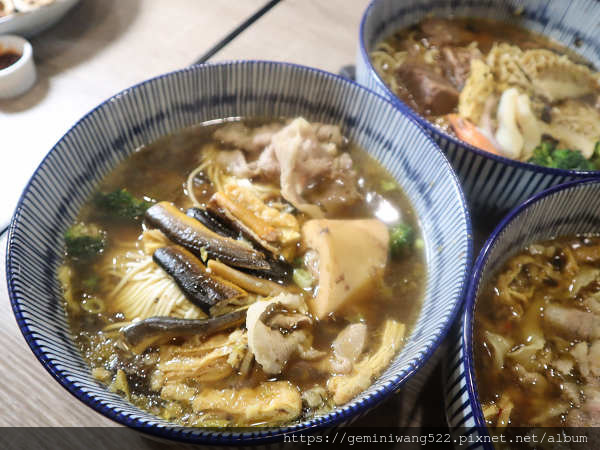 IMG_8438.JPG IMG_8438.JPG