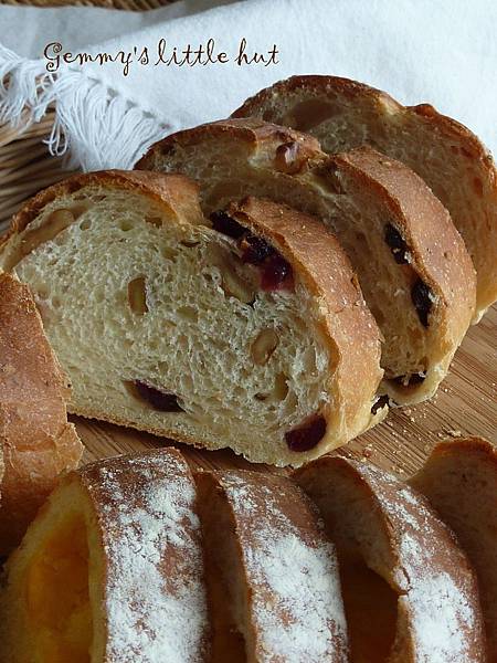 country style bread 3.jpg