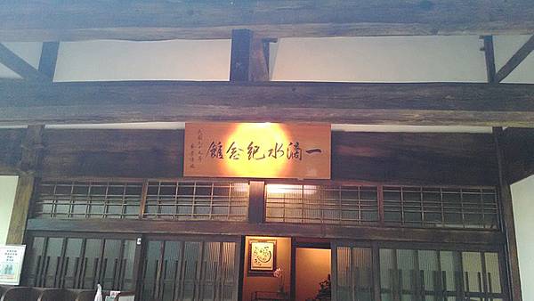 43c7d94fedc855bc17968b30ea7e3456