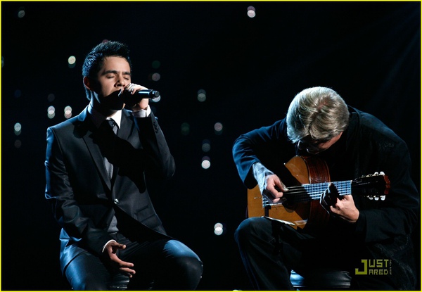 david-archuleta-alma-awards-16.jpg